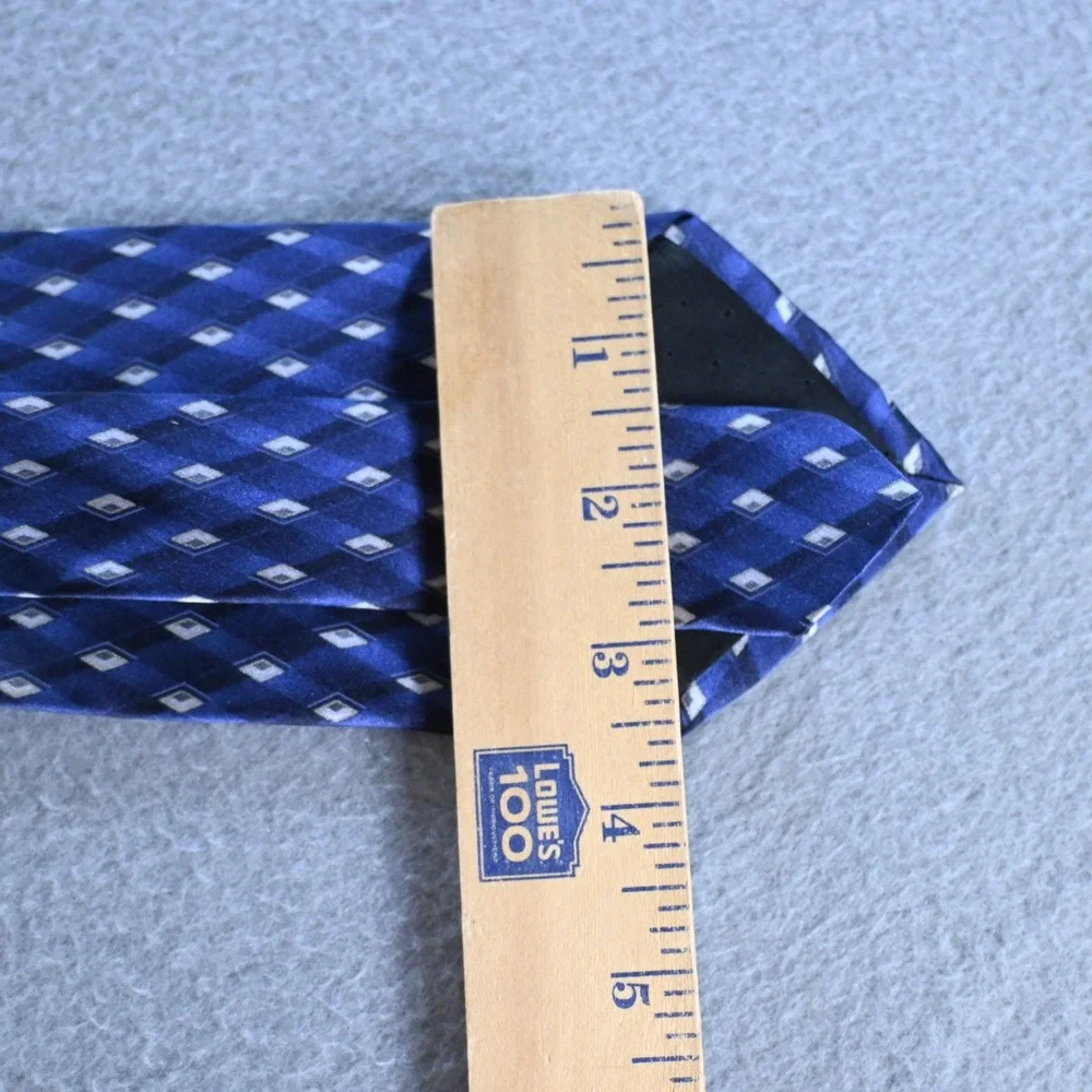 Umberto Bossi Mens Geometric Diamond Silk Necktie OS Blue Navy
